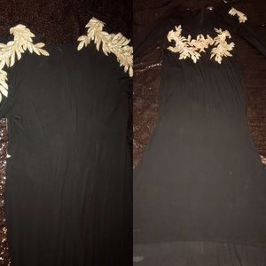 FLOOR LENGTH BLACK EVENING GOWN WITH GOLD ACCENT